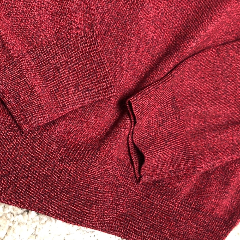 Express Modern Fit Merino Wool V-Neck - Picture 7 of 7